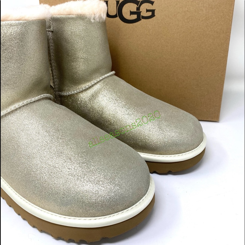 💥MEGA SALE!💥UGG  Women’s Boots Arielle Sparkle Boot Fur Gold Size 6 1112090 - Picture 11 of 11